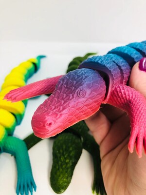 Komodo Dragon flexible 3d printed toy - image1